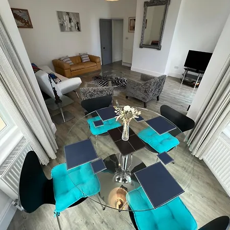 Chic Coastal Apartment Bexhill-on-Sea Exterior photo